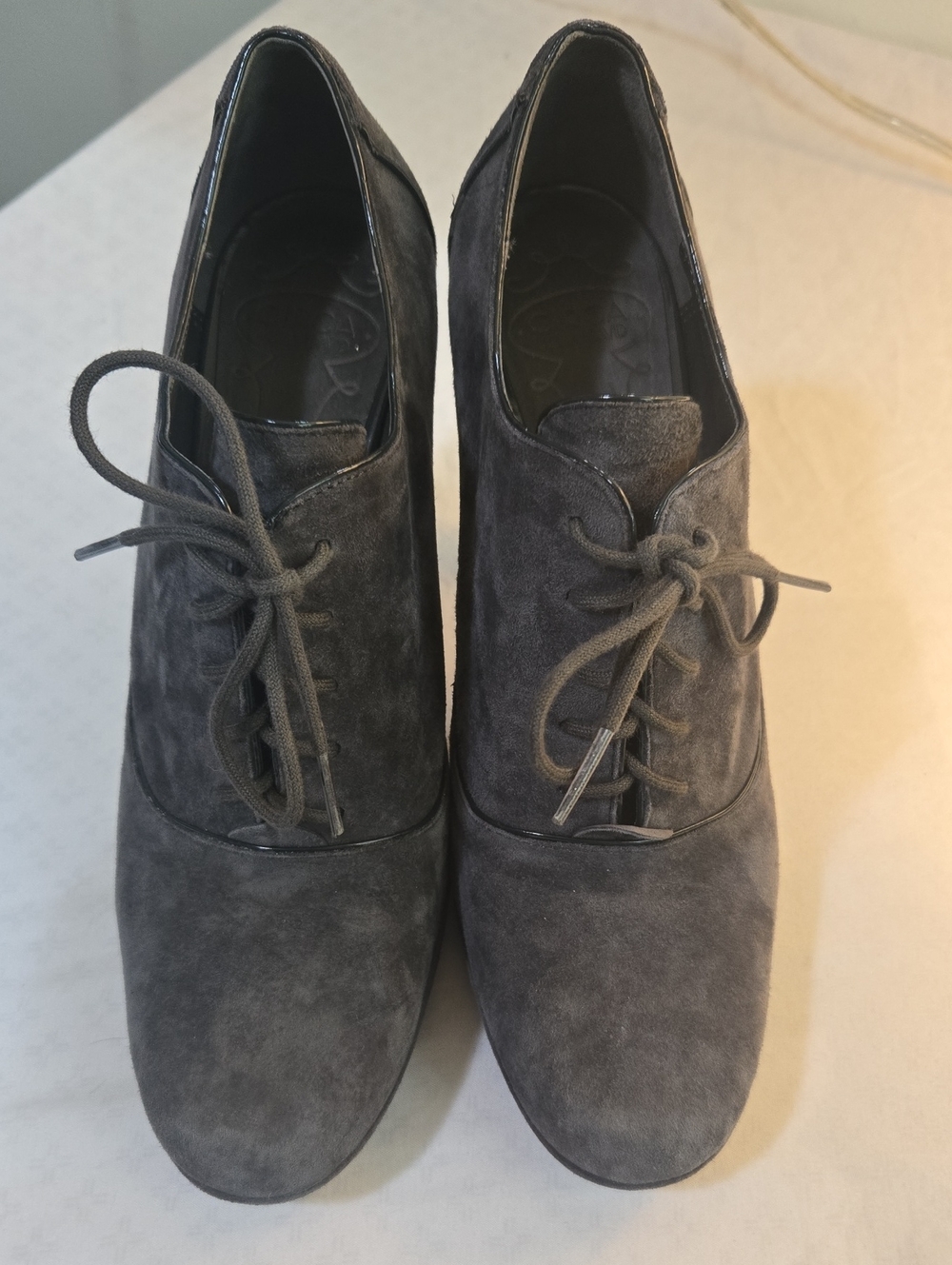 Circa Joan & David Women's Oxford Gray Suede Lace-Up Heels